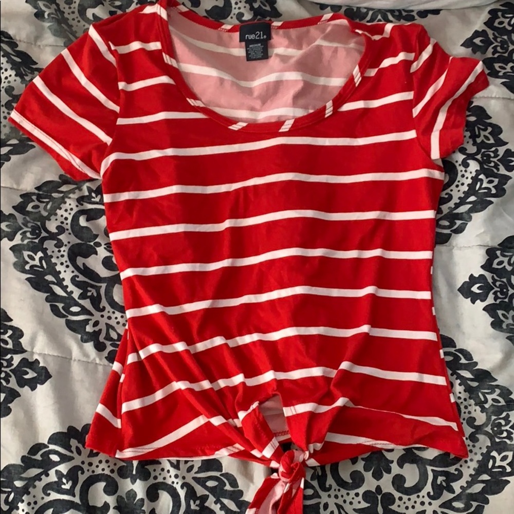 Rue 21 tee shirt